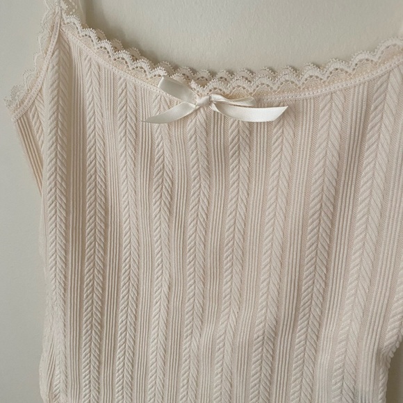 Cream Lace Tank - Picture 4 of 8
